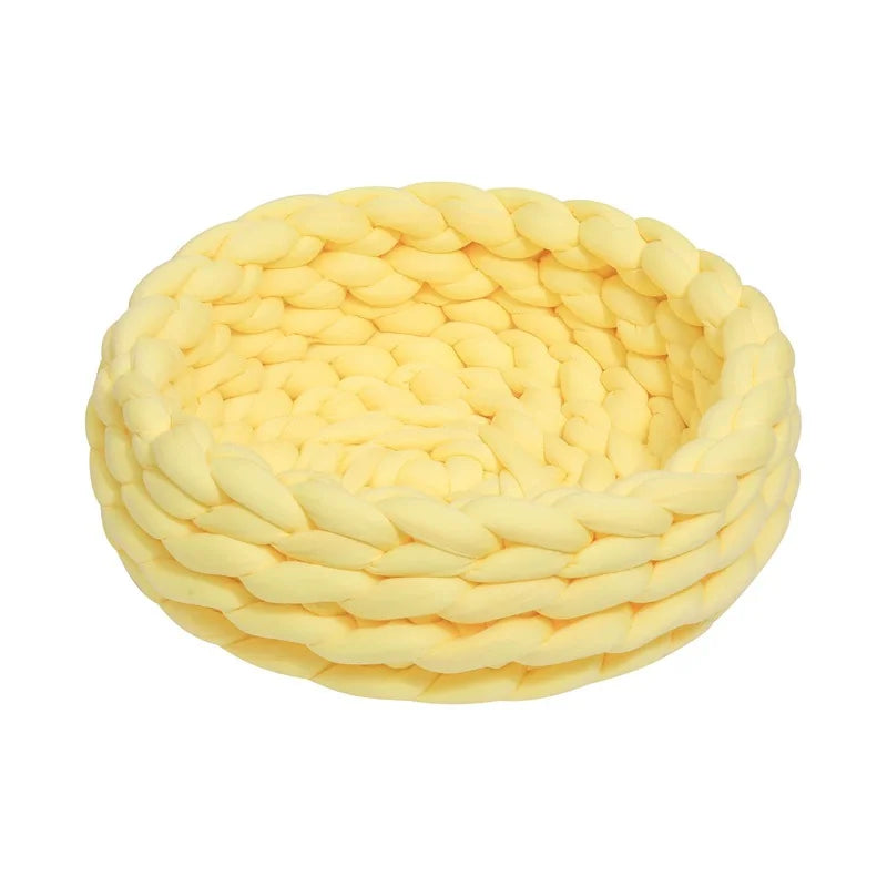 Ultra-Weiches Handgewebtes Haustierbett – Rund, Waschbar & Ganzjährig 🐾