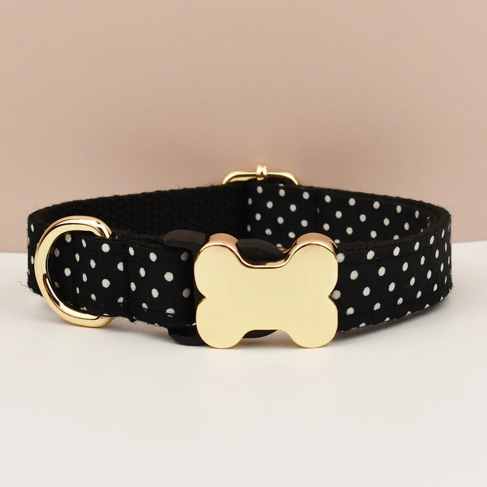Personalisiertes Samt-Hundehalsband mit Gravur & Stil