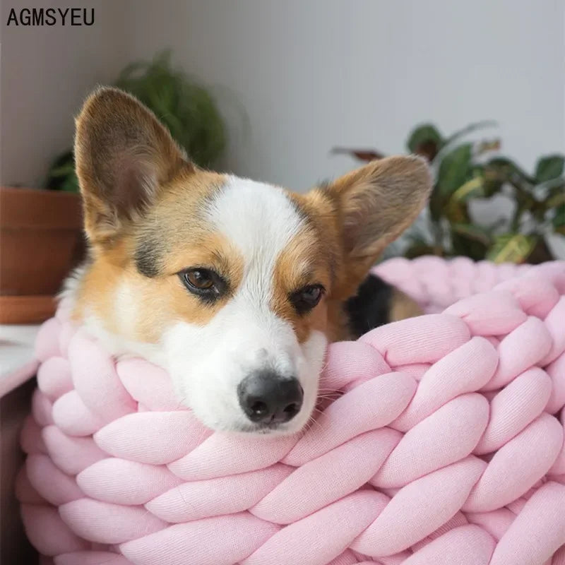 Ultra-Weiches Handgewebtes Haustierbett – Rund, Waschbar & Ganzjährig 🐾