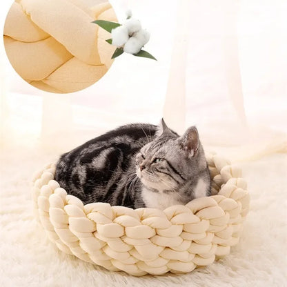 Ultra-Weiches Handgewebtes Haustierbett – Rund, Waschbar & Ganzjährig 🐾