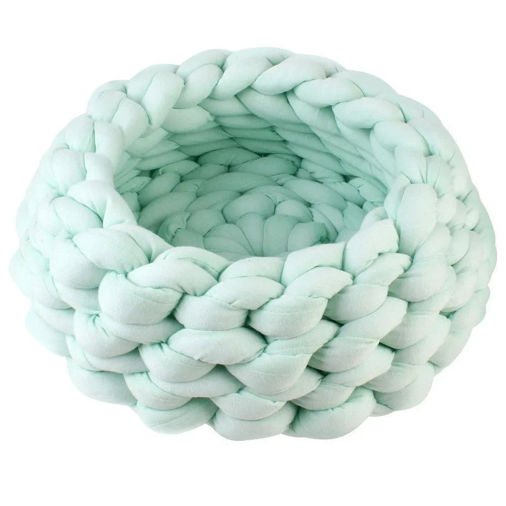 Ultra-Weiches Handgewebtes Haustierbett – Rund, Waschbar & Ganzjährig 🐾