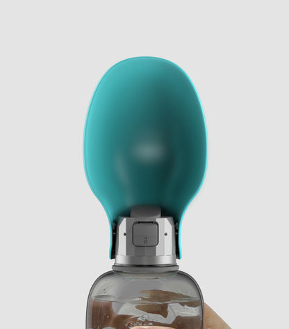 Hunde Outdoor Wasserflasche – Leicht, auslaufsicher & praktisch