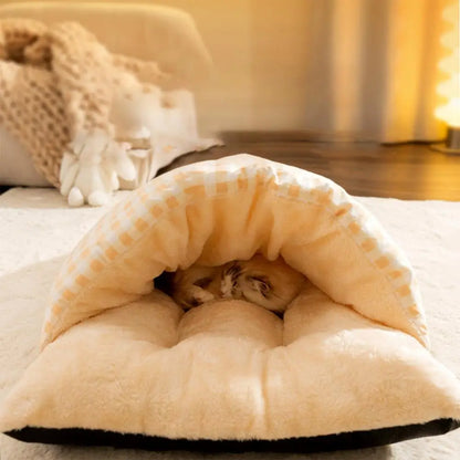Flauschiger Katzen-Schlafsack – Warm, sicher & ultragemütlich 🐾