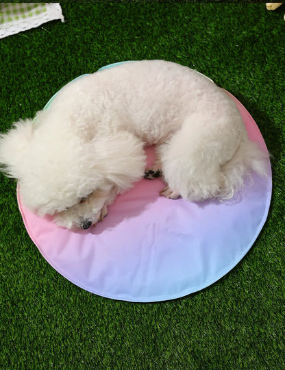 Regenbogen-Kühlmatte für Haustiere – faltbar, wasserdicht und leicht zu reinigen