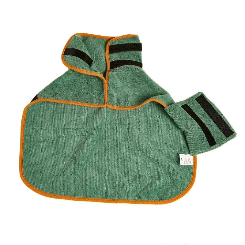 Flauschiger Haustierbademantel – saugstark & bequem für jedes Haustier