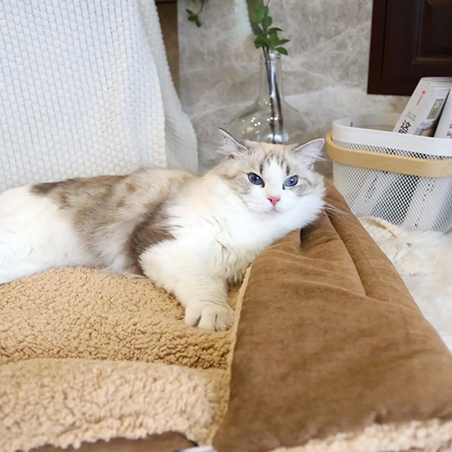 Wendbare Katzen- & Hundematte – Kuschelig, faltbar, ganzjährig