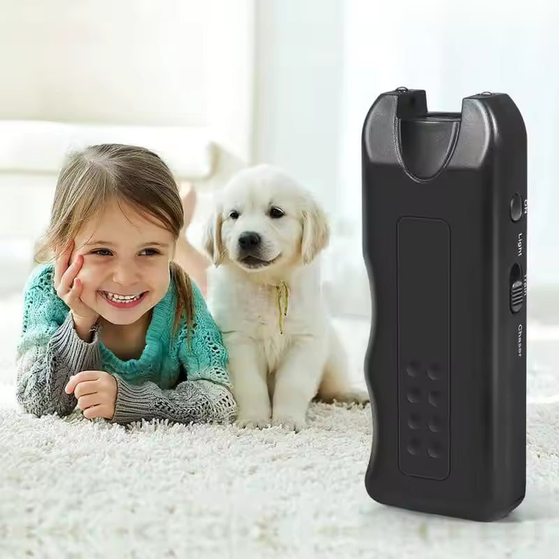 Ultraschall Hunde-Trainer 3-in-1 mit LED-Taschenlampe