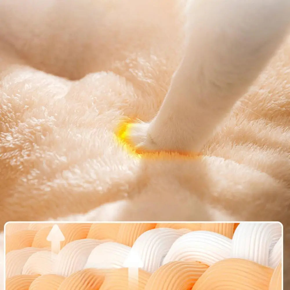 Flauschiger Katzen-Schlafsack – Warm, sicher & ultragemütlich 🐾