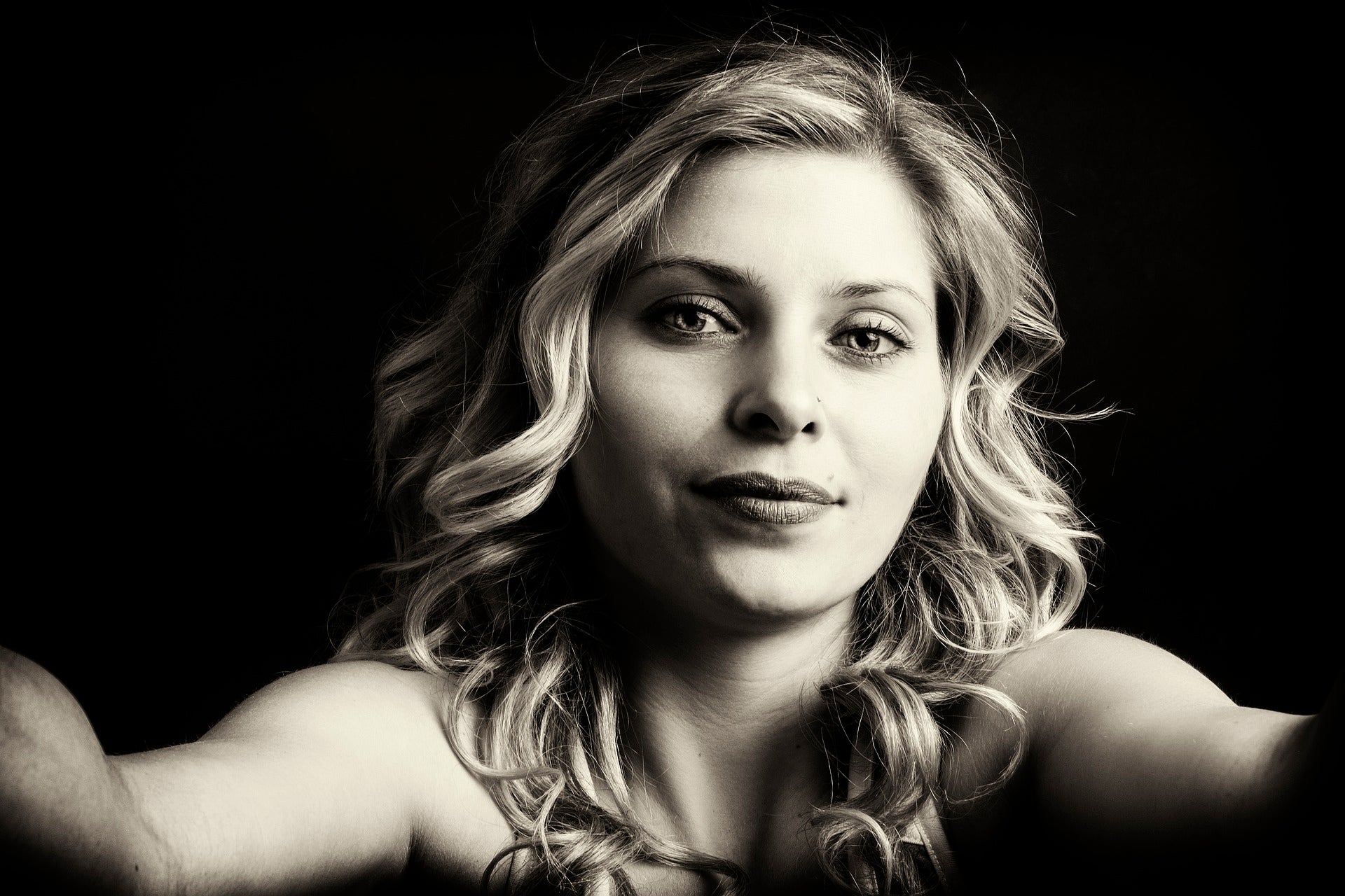 files/sammy-sander-girl-5552504_1920.jpg