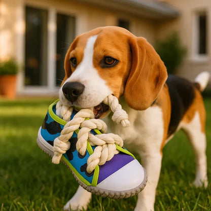 Robustes Hundespielzeug Sneaker mit Seil und Quietschfunktion